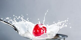 Ile kosztuje 1 litr mleka koziego?