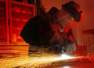 Ile kosztuje 1 godzina piaskowania?