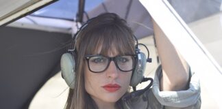 Jak połączyć mi pilot z telewizorem?