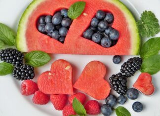 Jak usunąć biały nalot z fug?